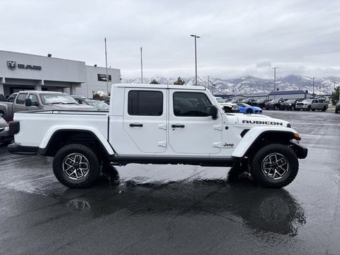 New 2026 Jeep Gladiator Rubicon image 2