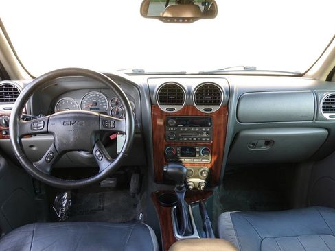 Used 2004 GMC Envoy SLT image 69