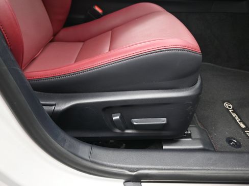 Used 2025 Lexus IS 300 w/ Premium Package RWD image 15