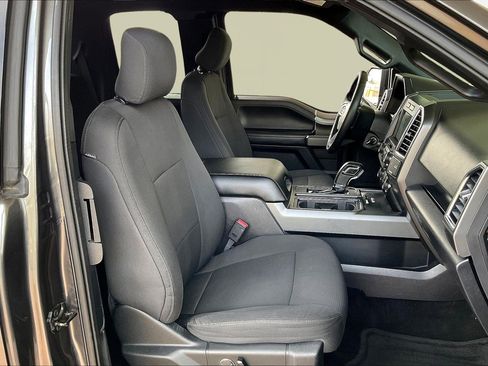 Used 2016 Ford F150 XLT w/ Equipment Group 302A Luxury image 30