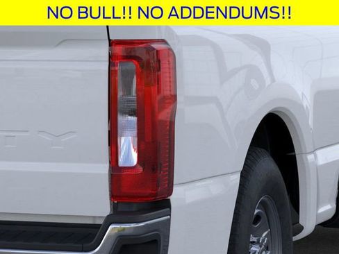 New 2026 Ford F250 XL w/ XL Chrome Package image 22