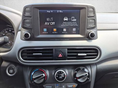 Used 2020 Hyundai Kona SEL Plus FWD image 17