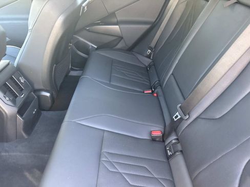 Used 2025 BMW X3 xDrive30i w/ Premium Package image 13