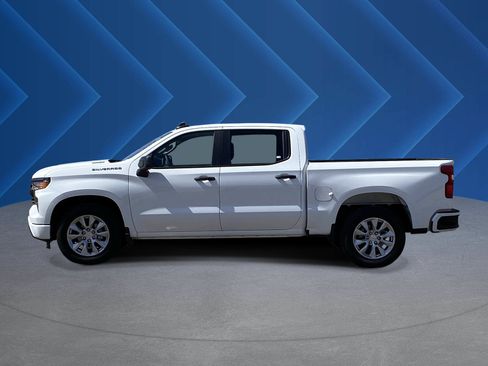 Used 2026 Chevrolet Silverado 1500 Custom RWD image 6