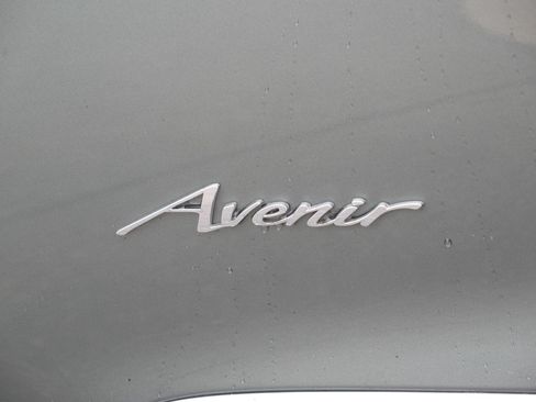 Used 2022 Buick Enclave Avenir w/ Avenir Technology Package image 3