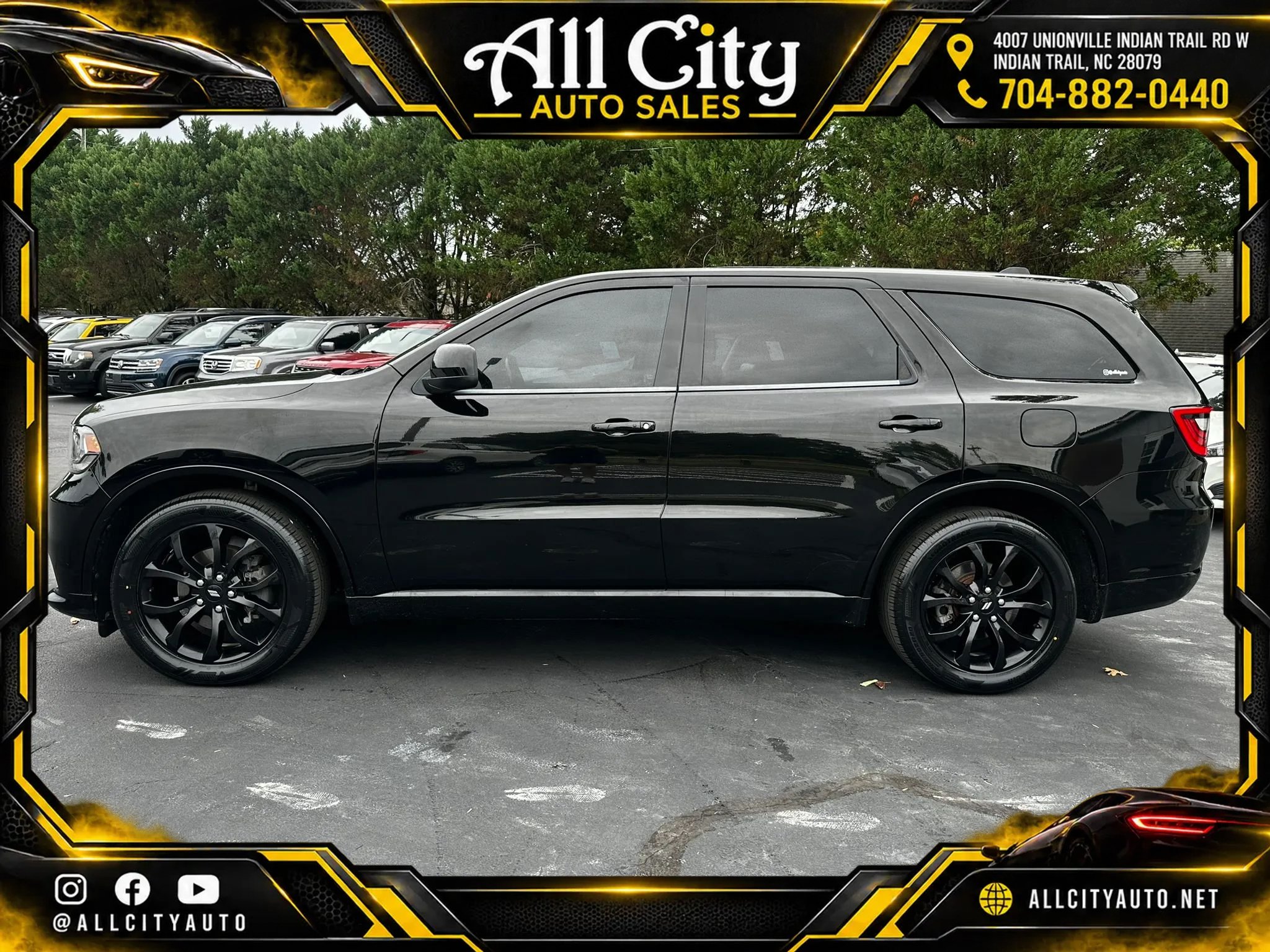 Used 2020 Dodge Durango GT w/ Blacktop Package RWD image 4