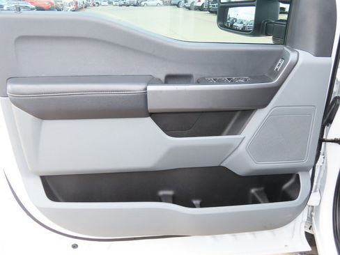 Used 2025 Ford F250 XLT AWD/4WD image 24