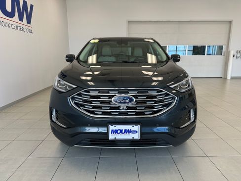 Used 2024 Ford Edge Titanium w/ Equipment Group 301A AWD/4WD image 3