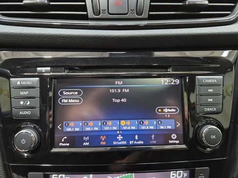 Used 2020 Nissan Rogue SV w/ Sun & Sound Touring Package AWD/4WD image 20