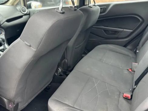 Used 2018 Ford Fiesta SE FWD image 15