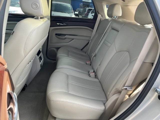 Used 2015 Cadillac SRX Luxury w/ Driver Awareness Package AWD/4WD image 33