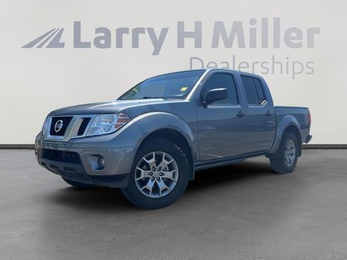 Used 2020 Nissan Frontier SV RWD image 1
