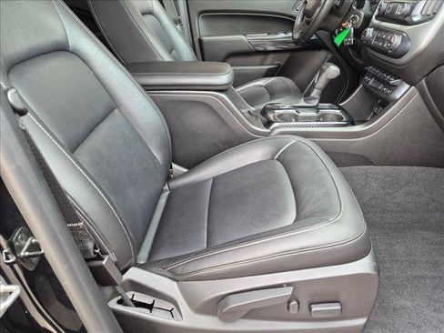 Used 2019 Chevrolet Colorado ZR2 w/ ZR2 Midnight Special Edition AWD/4WD image 20
