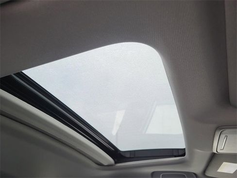 New 2026 Acura Integra image 8