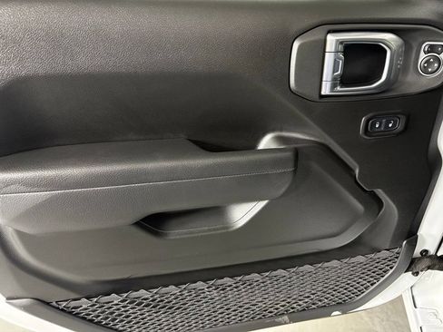 New 2026 Jeep Gladiator Sport AWD/4WD image 14