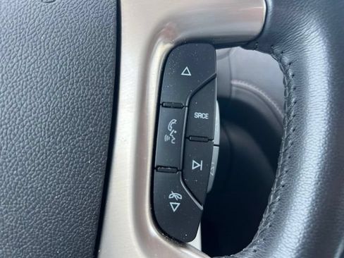 Used 2014 GMC Acadia Denali FWD image 17