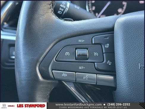 Used 2023 Cadillac XT6 Premium Luxury image 23