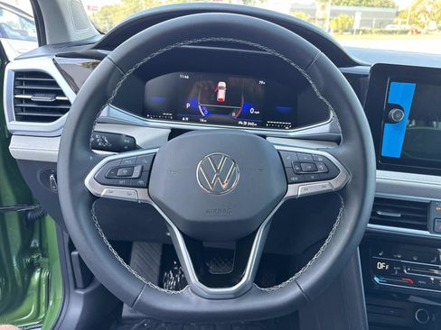 New 2026 Volkswagen Taos SE image 28