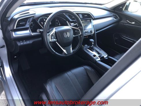 Used 2016 Honda Civic Touring image 10
