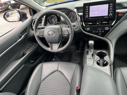 Used 2023 Toyota Camry SE image 21