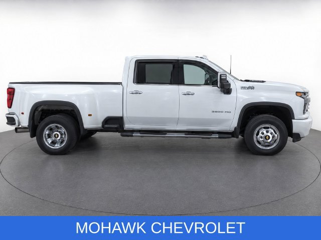 Used 2022 Chevrolet Silverado 3500 High Country AWD/4WD image 10