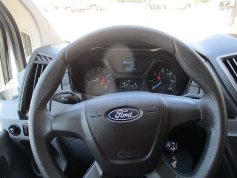 Used 2019 Ford Transit 150 130 Low Roof RWD image 17