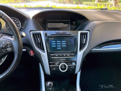 Used 2020 Acura TLX w/ Technology Package image 7