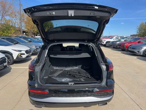 New 2025 Audi Q5 Premium Plus image 10