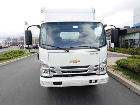New 2024 Chevrolet Low Cab Forward 5500XG RWD image 8
