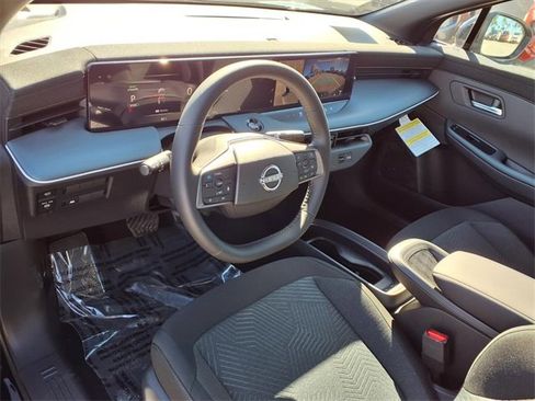 New 2026 Nissan Leaf image 12