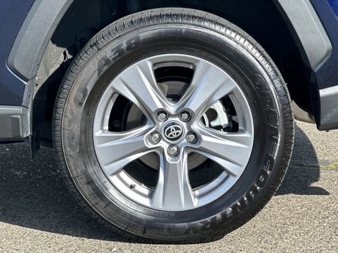 Certified 2022 Toyota RAV4 XLE w/ Convenience Package image 31