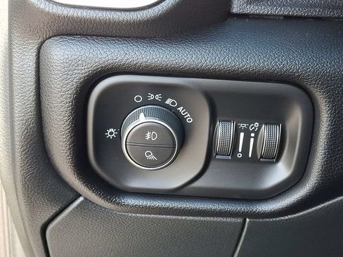 Used 2022 RAM 2500 Laramie AWD/4WD image 27