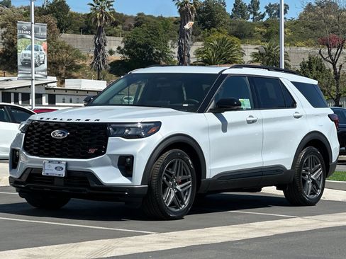 New 2026 Ford Explorer ST w/ Sun And Sound Package AWD/4WD image 7