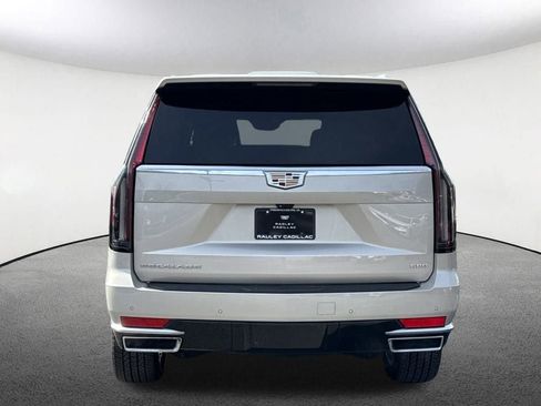 Certified 2023 Cadillac Escalade ESV Premium Luxury image 20