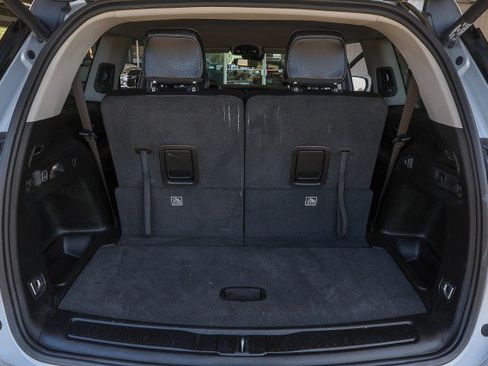 Used 2022 Jeep Grand Cherokee L Limited w/ Black Appearance Package AWD/4WD image 31