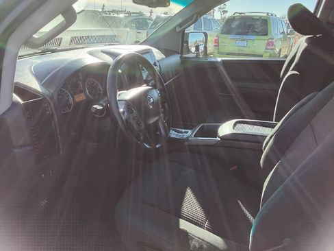 Used 2013 Nissan Titan SV w/ SV Value Truck Pkg image 10
