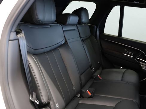 New 2026 Land Rover Range Rover SE AWD/4WD image 12