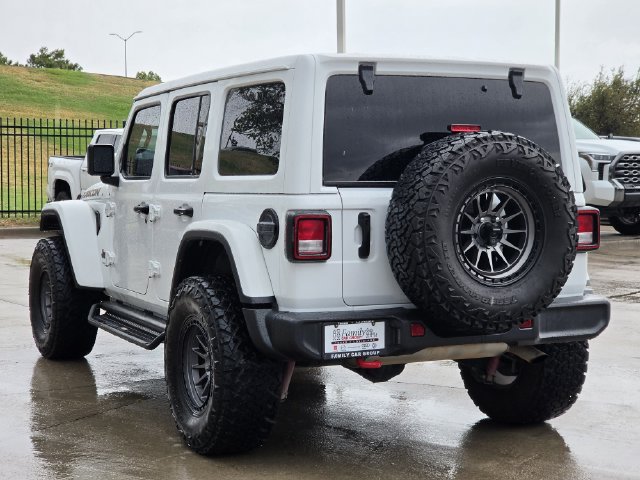 Used 2022 Jeep Wrangler Unlimited Rubicon w/ Cold Weather Group AWD/4WD image 3