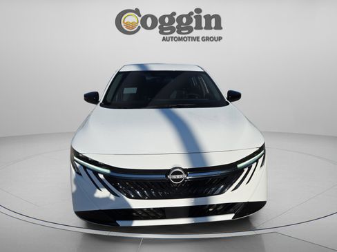New 2026 Nissan Sentra SV w/ Floor Mat Package FWD image 8