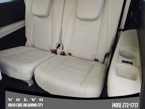 Used 2022 Mercedes-Benz GLS 450 4MATIC image 25