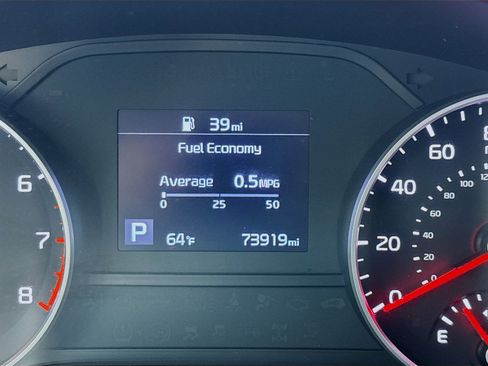 Used 2021 Kia Sportage LX image 8