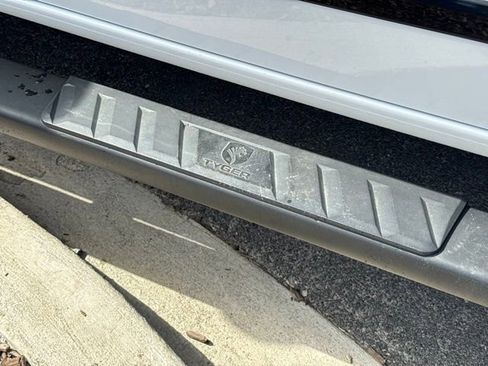 Used 2020 Chevrolet Colorado LT w/ Colorado RST Special Edition image 16