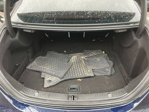 Used 2019 Mercedes-Benz E 300 4MATIC image 25