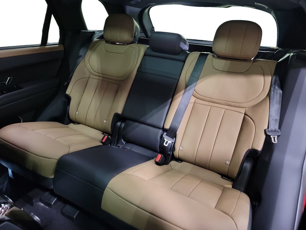 New 2025 Land Rover Range Rover Sport Dynamic SE AWD/4WD image 22