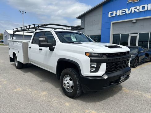 Used 2021 Chevrolet Silverado 3500 W/T w/ WT Convenience Package image 2