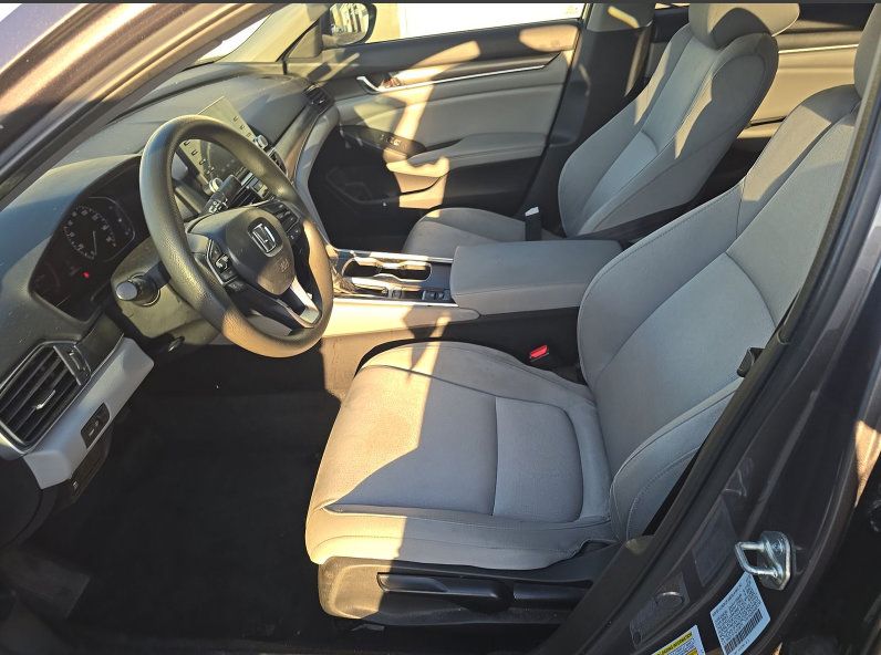 Used 2020 Honda Accord LX image 9
