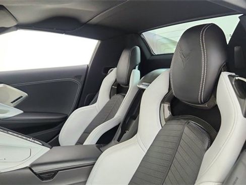 Used 2022 Chevrolet Corvette Stingray image 30