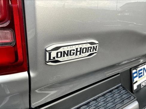 Used 2022 RAM 1500 Limited w/ Body Color Bumper Group AWD/4WD image 21