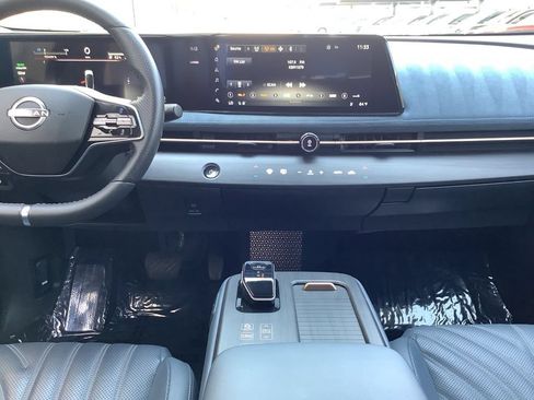 Used 2024 Nissan Ariya AWD image 11