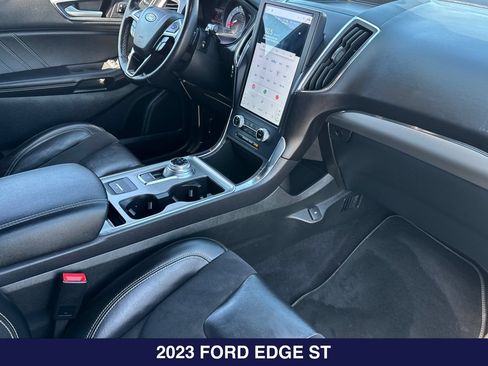 Used 2023 Ford Edge ST AWD/4WD image 17